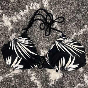 NWT Victoria’s Secret PINK Black and White Leaf Print Bikini Top